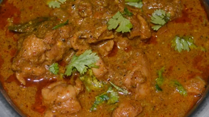 கிராமத்து கோழி குழம்பு செய்ய..!!