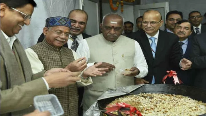 हलवा वितरण समारंभासह बजेट दस्तऐवजांचे प्रकाशन सुरू झाले