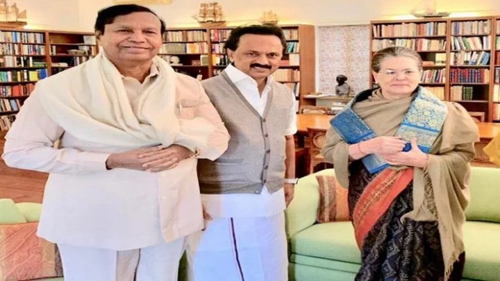 திமுக-காங்கிரஸ் கூட்டணி இயற்கையானதா? காலத்தின் கட்டாயமா?