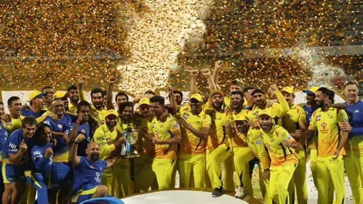 இன்று முதல் ஐபிஎல் காய்ச்சல் –ஹைவோல்டேஜ்  முதல் போட்டி !