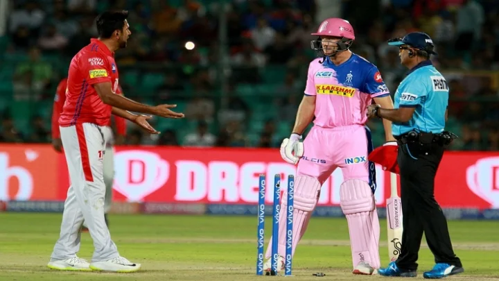 விஸ்வரூபம் எடுக்கும் மன்கட் பிரச்சனை – ஐபிஎல் தொடரில் இருந்து நீக்கப்படுமா ?