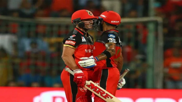 மண்ணை கவ்விய பெங்களூர்; அடுத்தடுத்து விக்கெட்!!! 113 ரன்னில் ஆல் அவுட்!!!