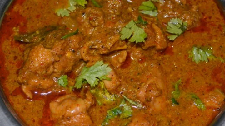 சுவையான கிராமத்து கோழிக் குழம்பு செய்ய..!!