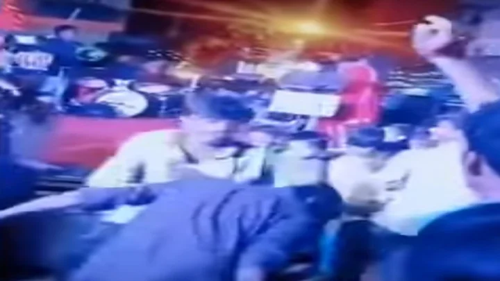 திருமணத்தில் குடிகாரர் செய்த அலப்பறை :  என்ன நடந்தது தெரியுமா ?