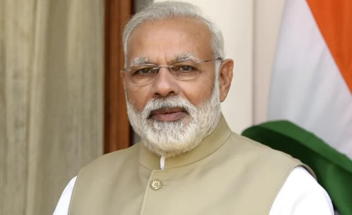 ஒன்றிணைந்து இந்தியாவை உருவாக்குவோம் - மோடி ட்விட்டரில் செய்தி