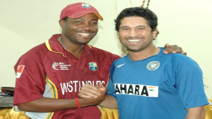 கோஹ்லியின் கிரீடத்தில் மற்றுமொரு சிறகு – சச்சின், லாரா சாதனையை மிஞ்ச இருக்கும் ரன்மெஷின் !