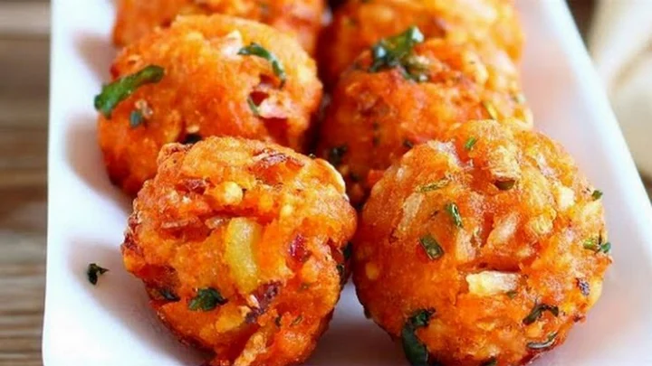 அவல் போண்டா செய்ய...!