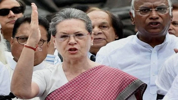 soniya gandhi