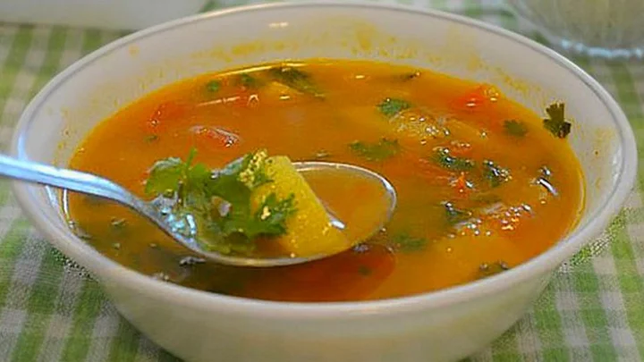 சுவையான பைனாப்பிள் ரசம் செய்ய....!!