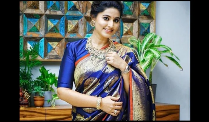 புன்னகை அழகி ஸ்னேகாவின் சீமந்த புகைப்படங்கள்!