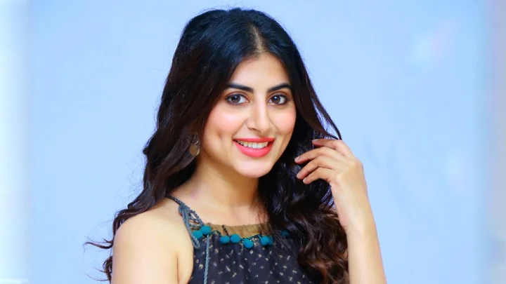 நடிகை ஸ்வேதா அவஸ்தி ஸ்டில்ஸ்!