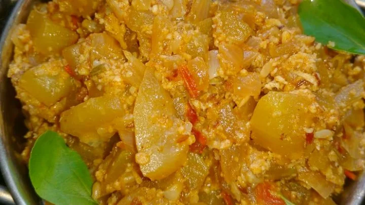 சுரைக்காய் கூட்டு