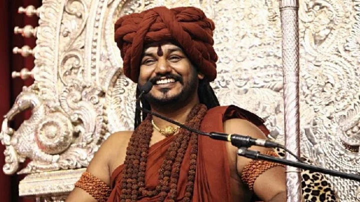 நித்யானந்தாவை தேட ப்ளூ கார்னர் நோட்டீஸ்.. இண்டர்போல் அதிரடி