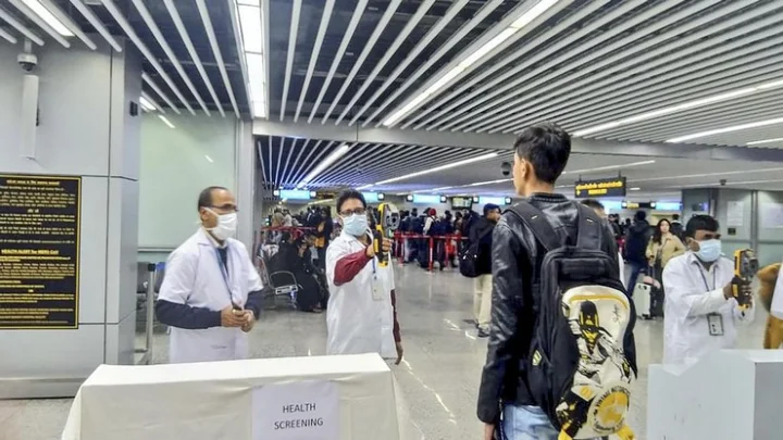 சீனர்களை பார்த்து தெறிந்து ஓடிய ஆட்டோ ஓட்டுநர்கள்...