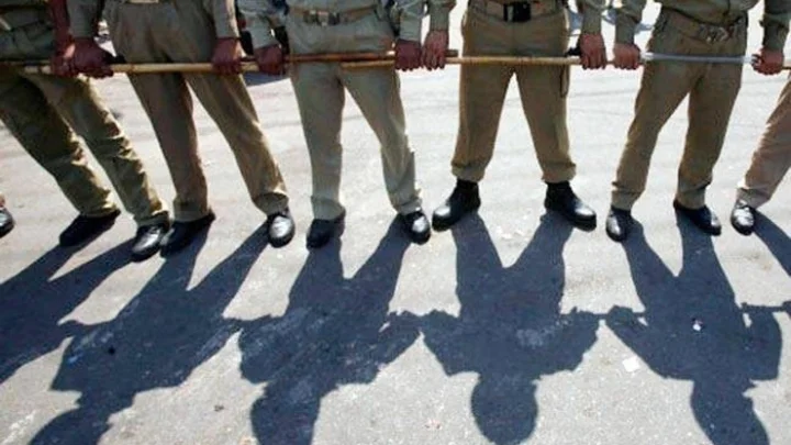 கொரோனா வைரஸ் எதிரொலி: திடீரென 144 தடை உத்தரவு போட்ட மாநில அரசு