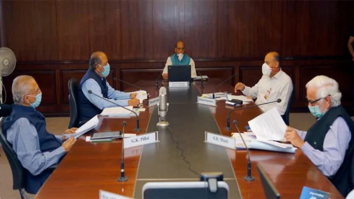 மத்திய பாதுகாப்புத் துறை செயலாளர்