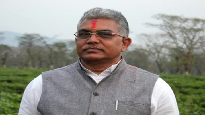 நோய் எதிப்பு சக்திக்கு பசுவின் கோமியத்தை குடியுங்கள் – பாஜக தலைவர்