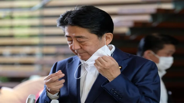 ஜப்பான் பிரதமர் திடீர் பதவி விலகல் – பின்னணி என்ன?