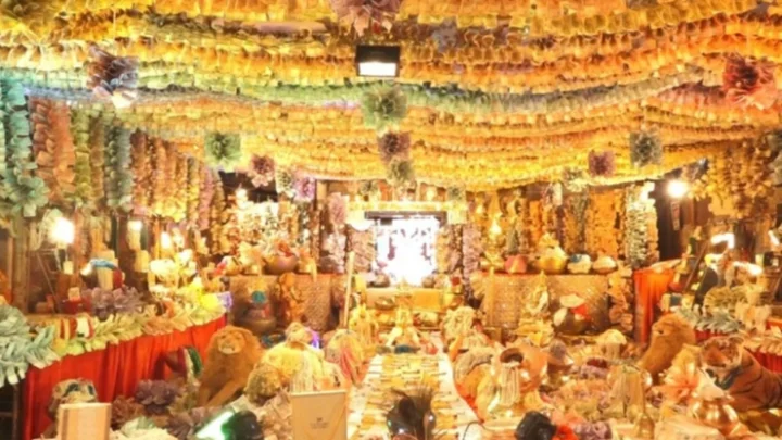 தங்கம் பிரசாதம்