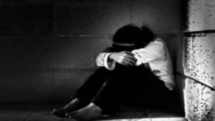 ठाणे : अल्पवयीन विद्यार्थिनीवर लैंगिक अत्याचार; ट्यूशन शिक्षकाला अटक