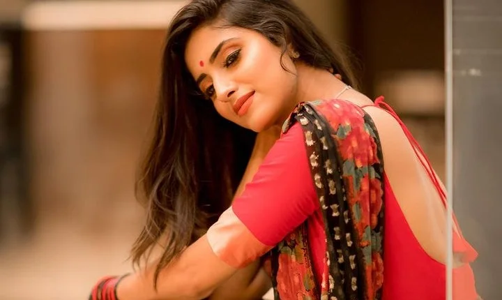 சீரியல் நடிகைகளே இப்படி இருந்தால் சினிமா நடிகைகளின் நிலைமை என்ன ஆகுறது?