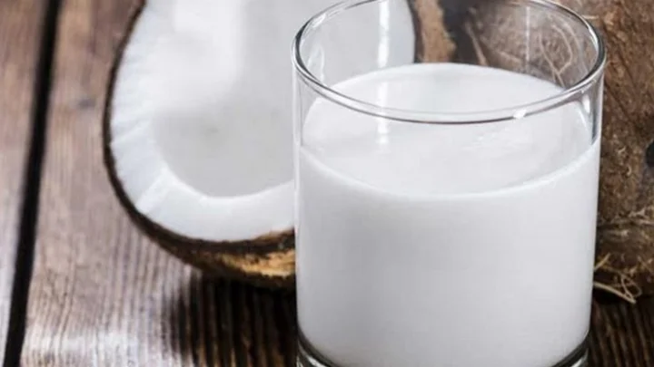 தேங்காய் பால்