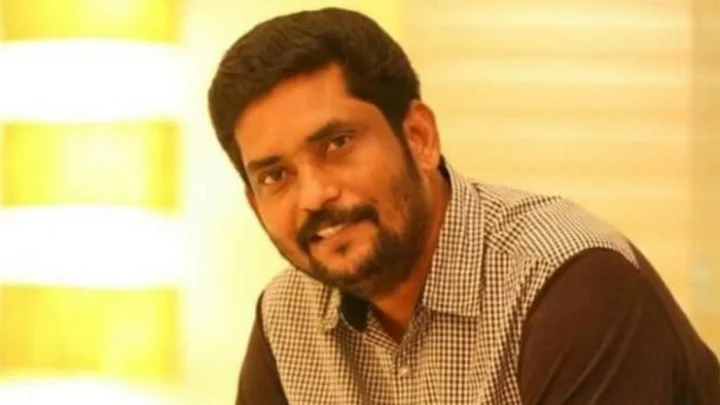 சுரேஷ் காமாட்சி