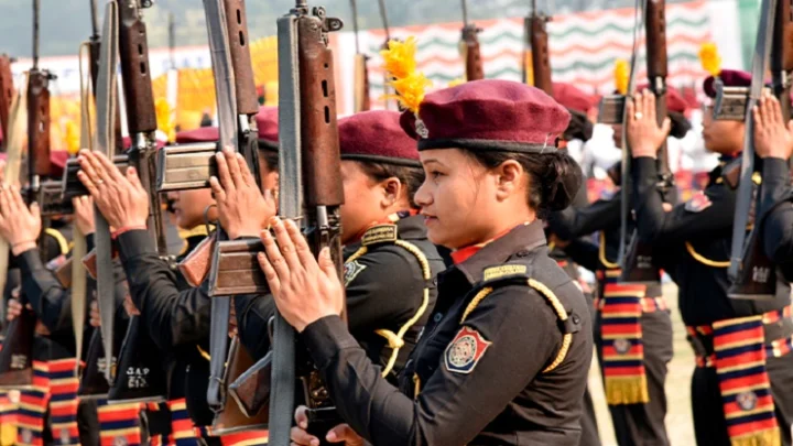 முப்படை