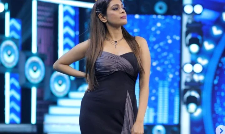 Kiki vijay 