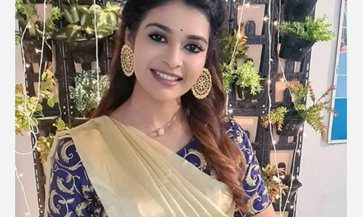 என்ன பொண்ணுடா...  இன்னைக்கு கூடவா இப்படி ரசிப்பீங்க? ஹேப்பி பர்த்டே தர்ஷா குப்தா!