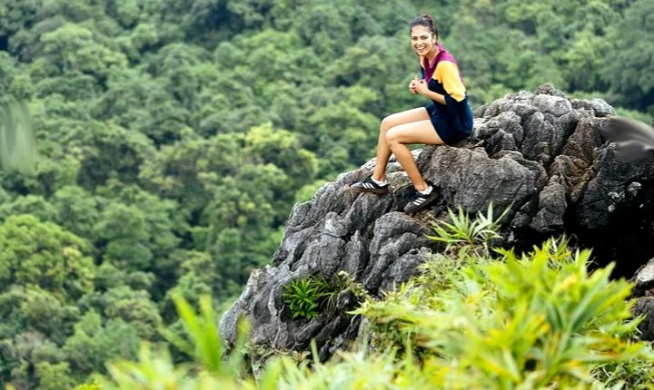 ஜாலி ட்ரிப் அடித்த மாளவிகா மோகனன் - வெகேஷன் ஸ்டில்ஸ்!