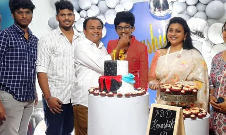 மகனின் 15 பிறந்தநாளை பிரம்மாண்டமாக கொண்டாடிய ரோஜா!