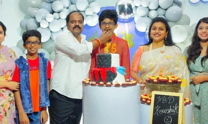 மகனின் 15 பிறந்தநாளை பிரம்மாண்டமாக கொண்டாடிய ரோஜா!