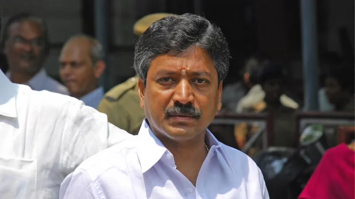 சி வி சண்முகம் சரியா பெர்பாமன்ஸ் பண்ணல… பாஜகவினர் பதிலடி!