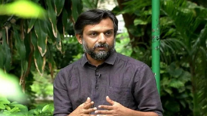 செல்போன் உளவு