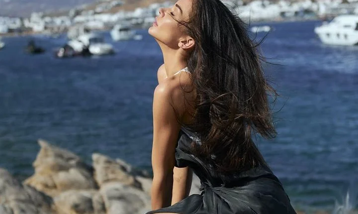 பிகினி கவர்ச்சியில் திக்குமுக்காட செய்த ஏமி ஜாக்சன்!