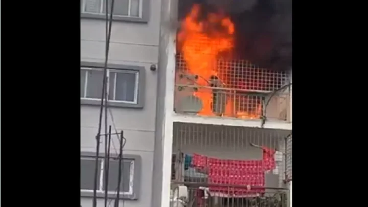 பெங்களூரு அடுக்குமாடி குடியிருப்பில் தீ விபத்து: இருவர் பலி