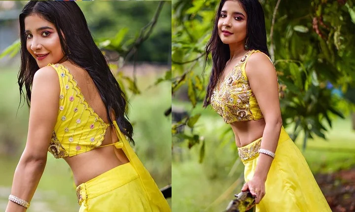 மஞ்ச கலரு உடையில் மஜாவான கவர்ச்சி - தூக்கி காட்டிய சாக்ஷி!