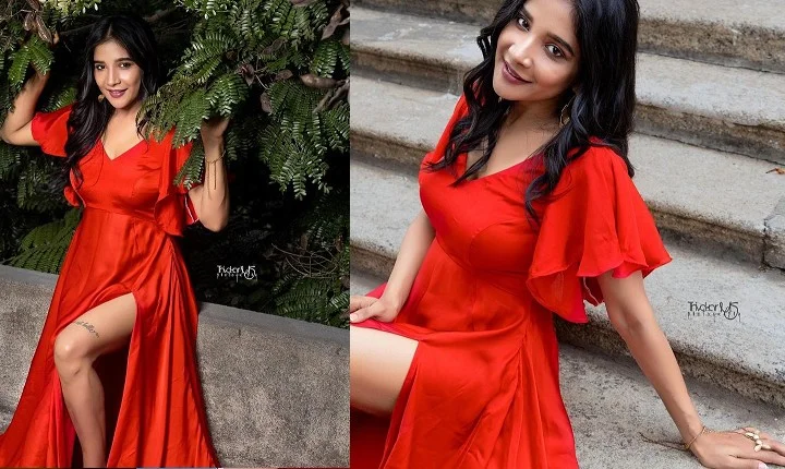 மஞ்ச கலரு உடையில் மஜாவான கவர்ச்சி - தூக்கி காட்டிய சாக்ஷி!