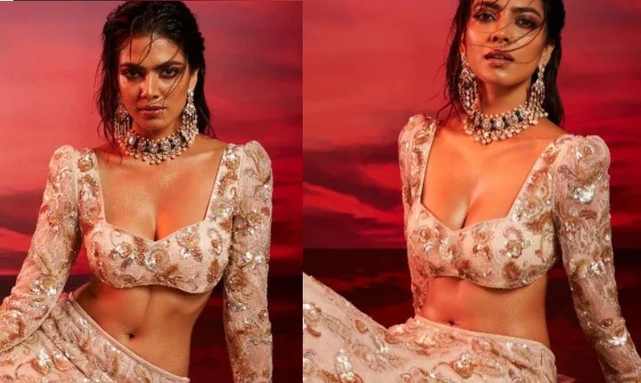 இவங்களுக்கு என்ன ஆச்சு? மாளவிகா மோகனனின்  திணறவைக்கும் கவர்ச்சி!