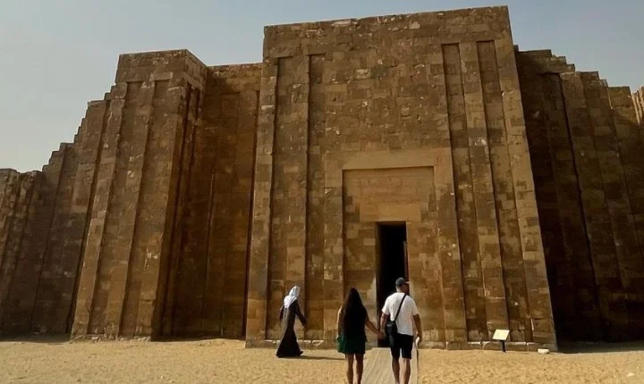 எகித்து தேசத்துக்கு ட்ரிப் அடித்து ஜாலியா சுற்றி வரும் ஆண்ட்ரியா - வெகேஷன் ஸ்டில்ஸ்!