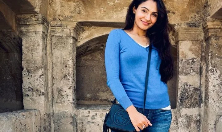 எகித்து தேசத்துக்கு ட்ரிப் அடித்து ஜாலியா சுற்றி வரும் ஆண்ட்ரியா - வெகேஷன் ஸ்டில்ஸ்!