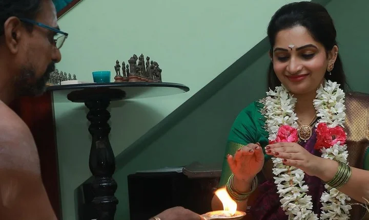 நக்ஷத்திராவின் நலங்கு ஃபங்க்ஷன் புகைப்படங்கள் - களைகட்டும் ப்ரீ வெட்டிங்!