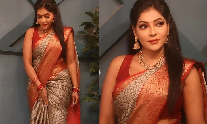 கவர்ச்சியா சேலை கட்டி சைடுல கொஞ்சூண்டு இடுப்பு காட்டிய ரேஷ்மா!