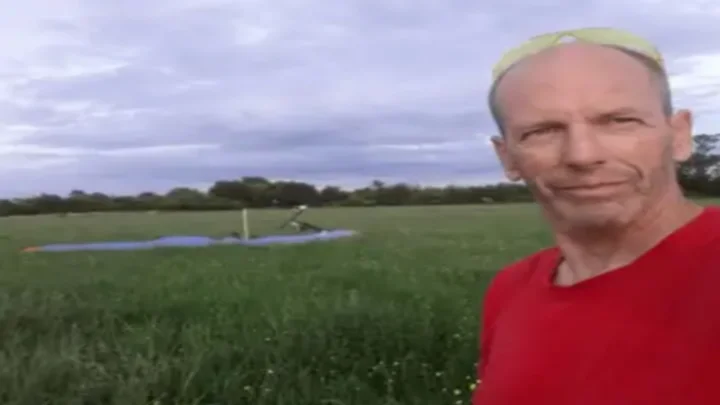 கிளைவ் ஜோன்ஸ்