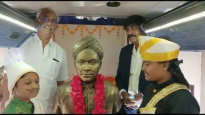 செம்மலுக்கு நன்றி தெரிவித்த வித்யாச மழலைகள்