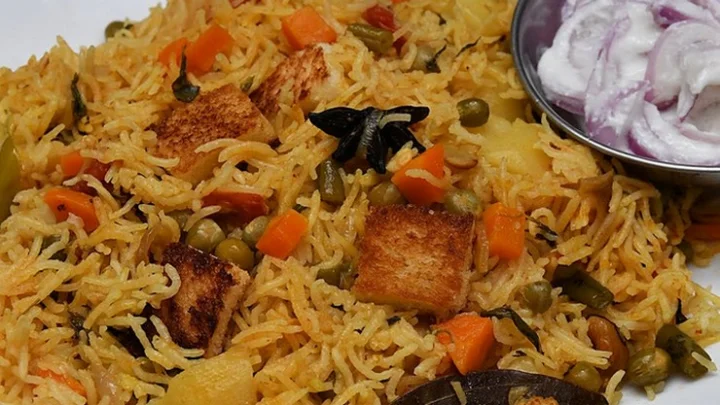 வெஜிடபிள் பிரியாணி