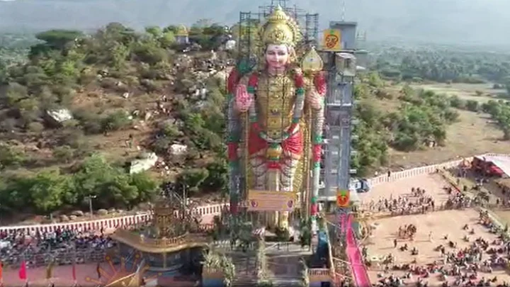 murugan statue