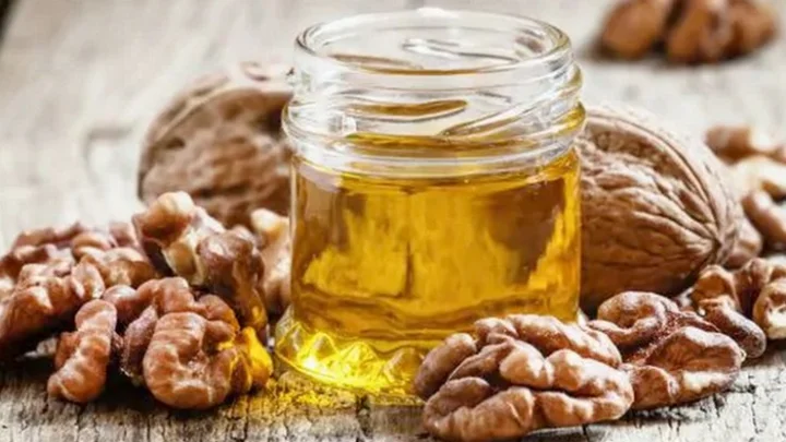 Walnut oil