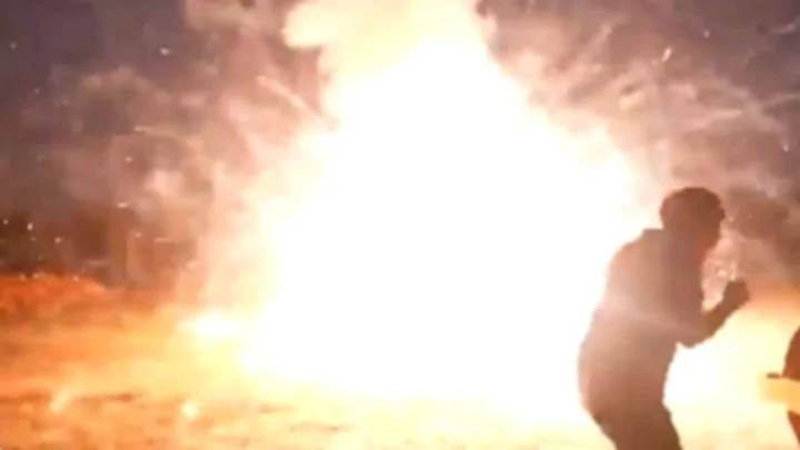 fire crack